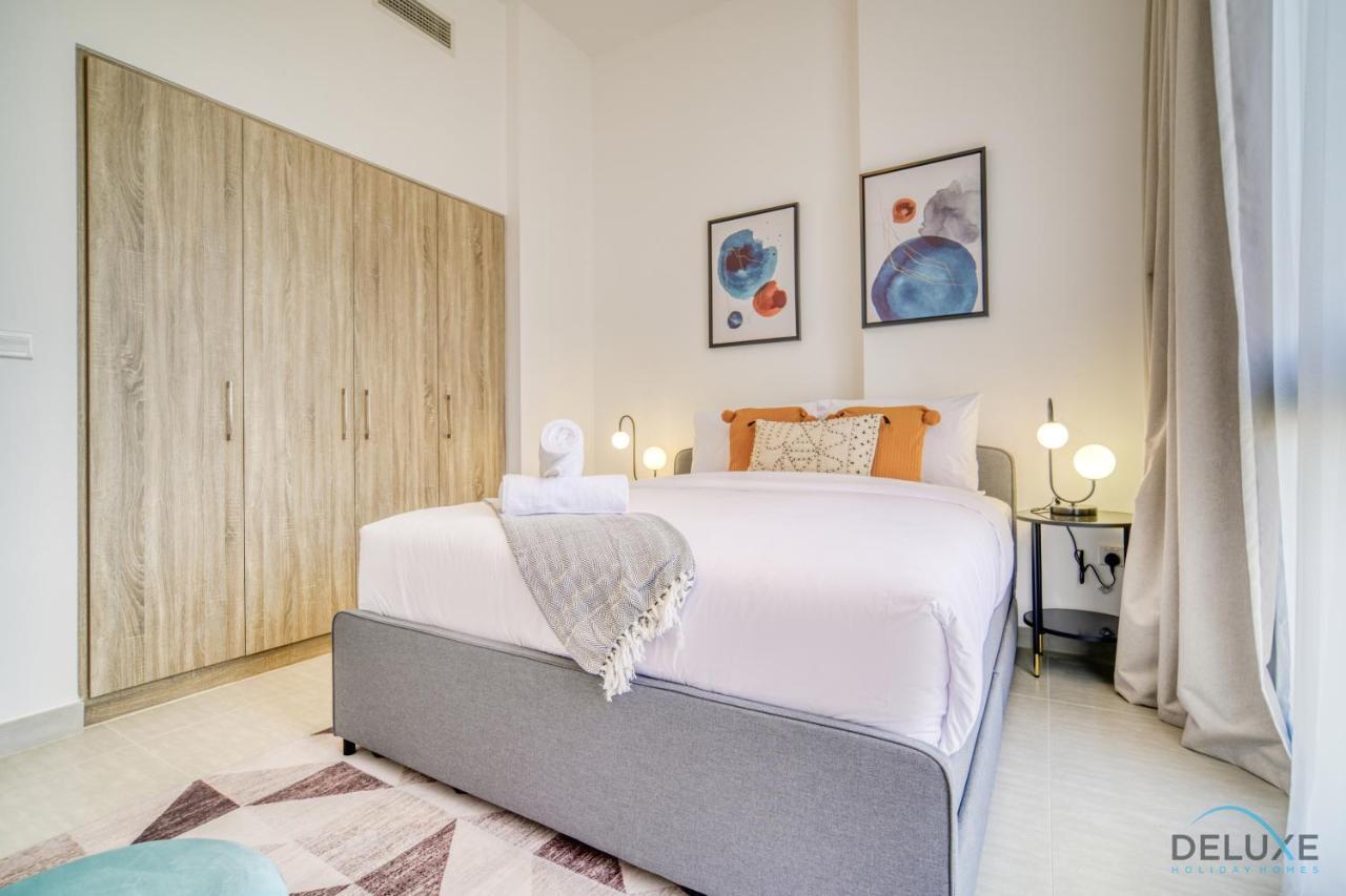 Sophisticated 1Br At Town Square Rawda Dubailand By Deluxe Holiday Homes Bagian luar foto